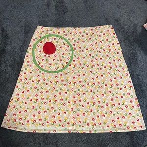 Olive 🫒 skirt- yeah an Olive skirt!